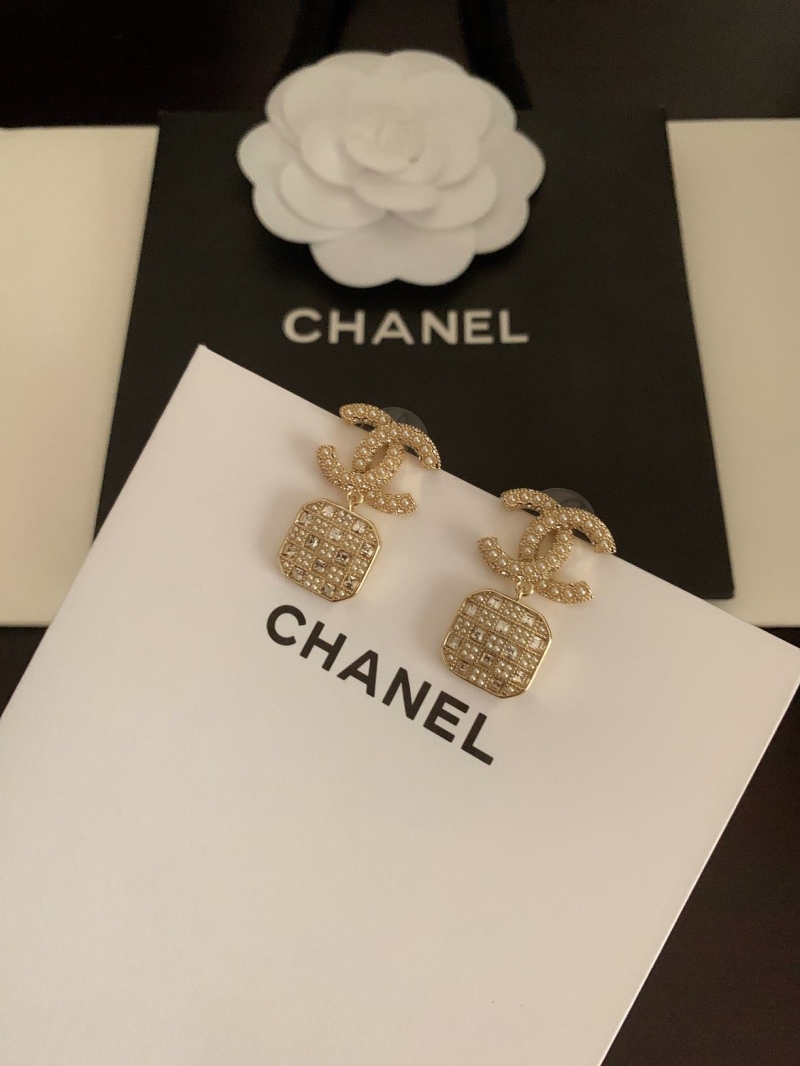 Ch**el earrings